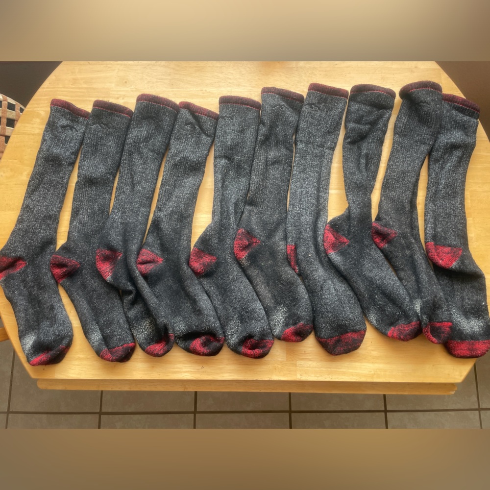 5 Pairs - Large DARN TOUGH Men's Mountaineering OTC Heavyweight Hiking Socks